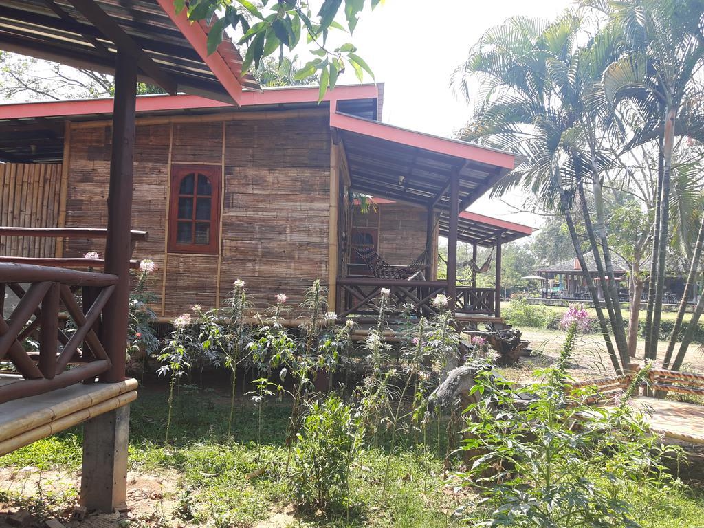 Hotel Family Hut Pai Extérieur photo