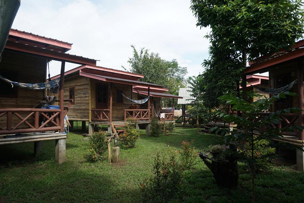 Hotel Family Hut Pai Extérieur photo